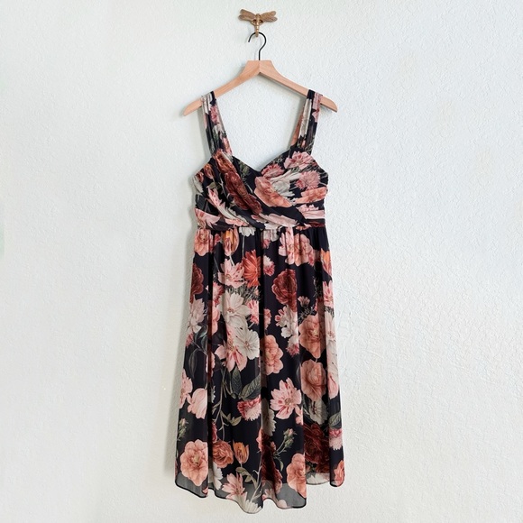 Asos•Sleeveless Floral Evening Party Midi Dress - Picture 12 of 12